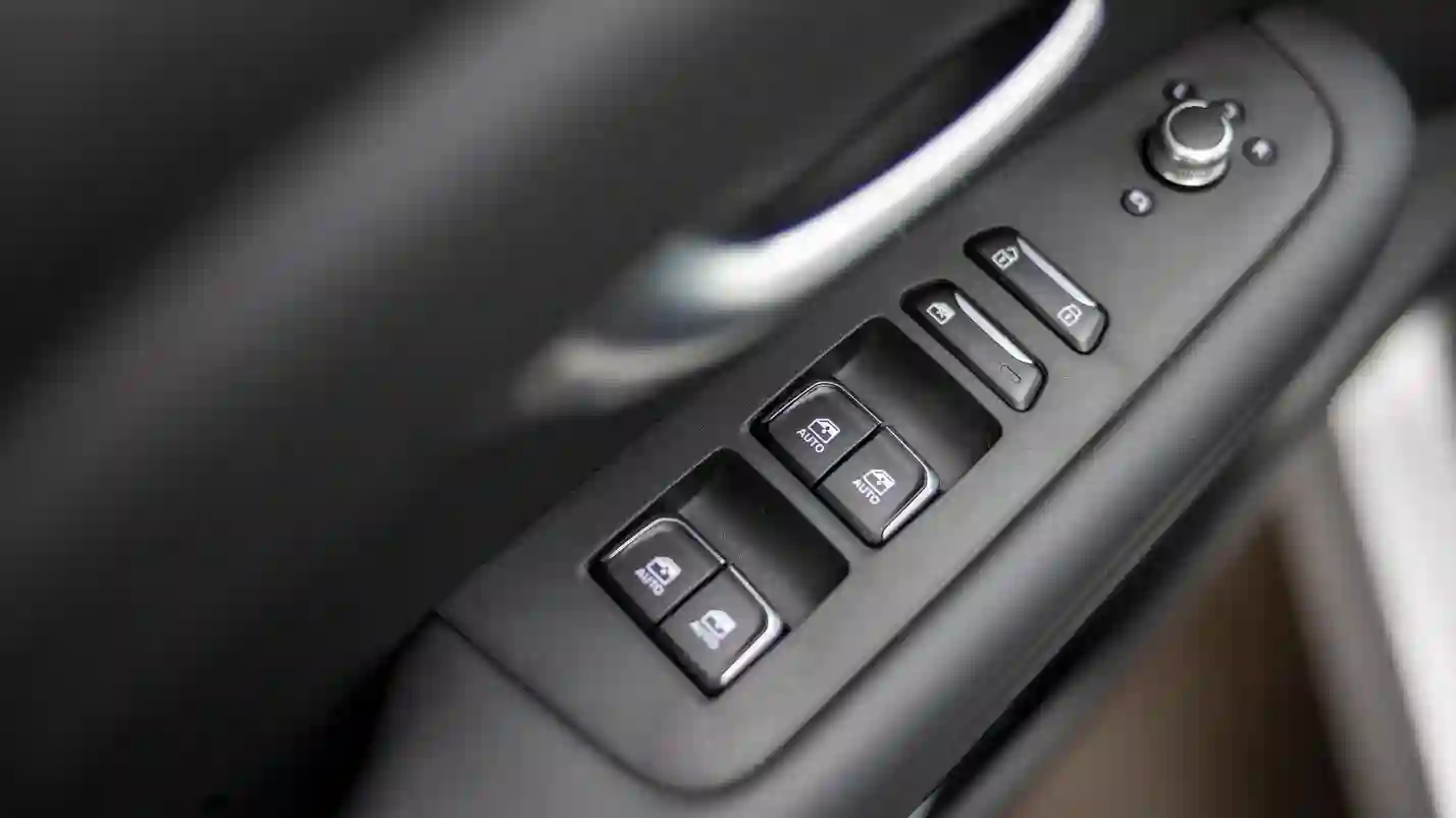 Новость EVOLUTE (Подробный тест EVOLUTE i‑SPACE: все плюсы и минусы доступного гибрида российской сборки)